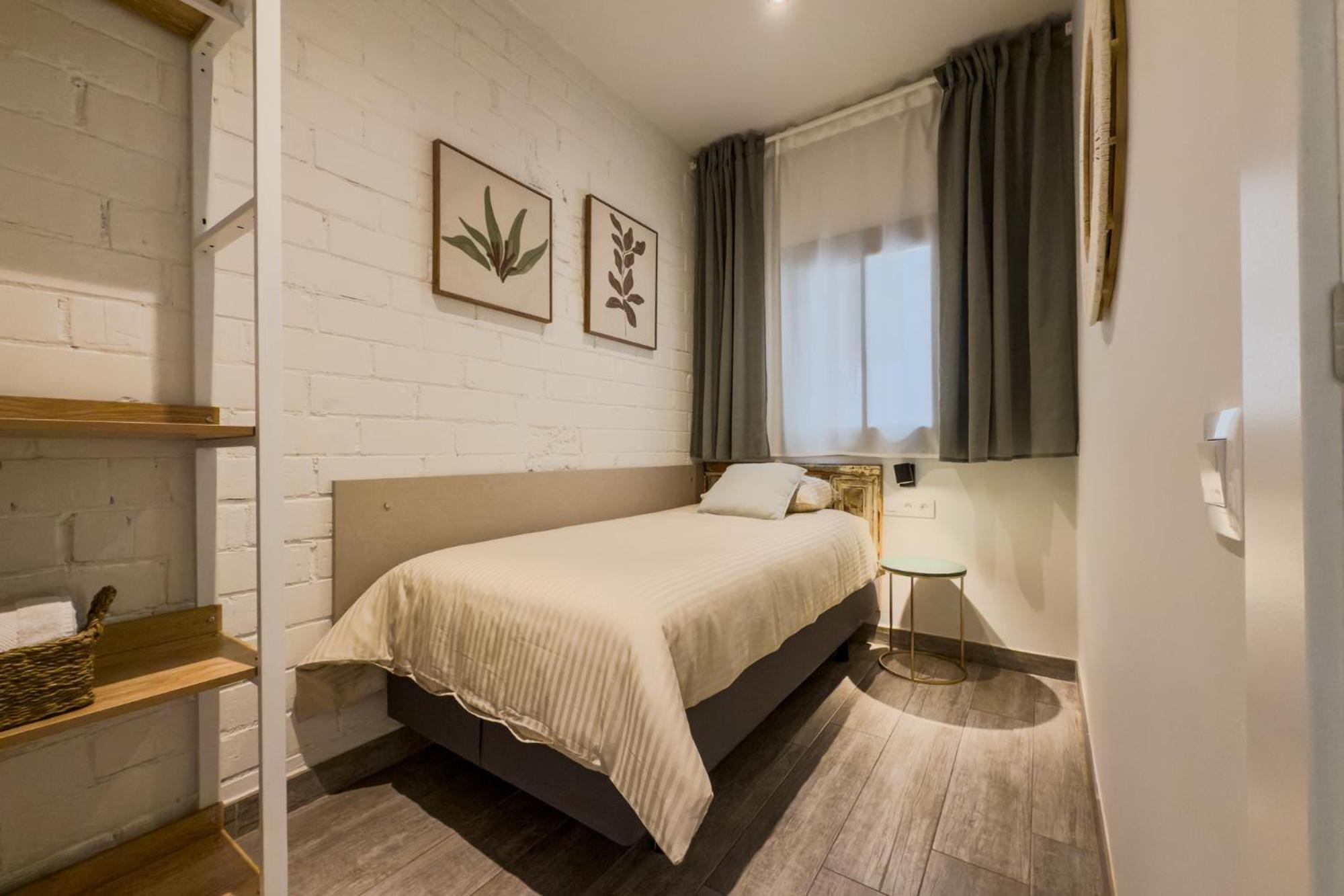 Novus Homes Barcelona Santa Eulalia L'Hospitalet de Llobregat Exteriör bild